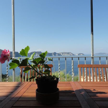 Appartamento Casa Santella Ponza Esterno foto