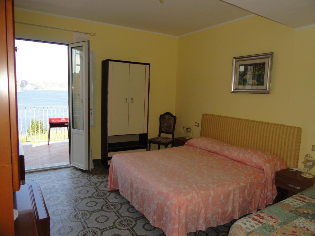 Appartamento Casa Santella Ponza Esterno foto