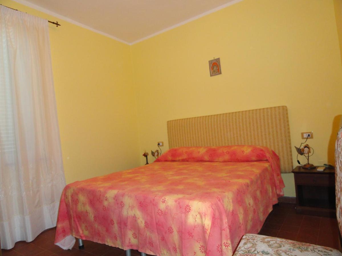 Appartamento Casa Santella Ponza Esterno foto